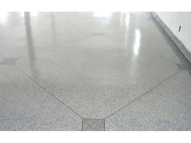 Limpeza de Granilite Guararema - Polimento de Piso Granilite